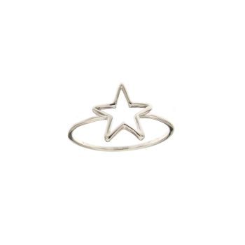 Openworked star ring