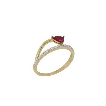 Anello con pietra rossa