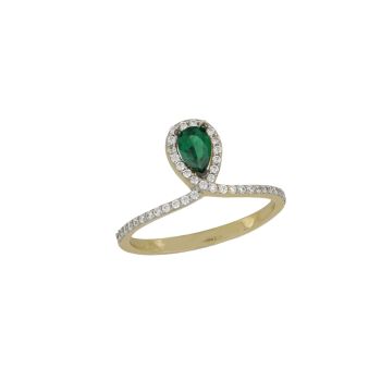 Anello con pietra verde