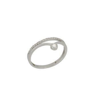 Anello con zirconi bianchi