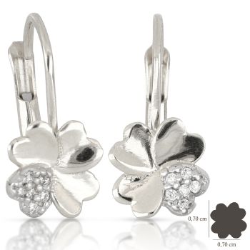 Clover leaf shaped earrings