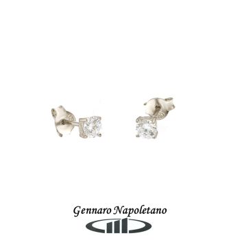 Solitaire silver earrings